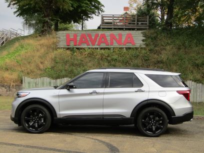 Certified 2023 Ford Explorer ST-Line w/ Class IV Trailer Tow Package