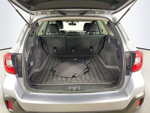 Used 2019 Subaru Outback 2.5i Limited AWD/4WD image 26