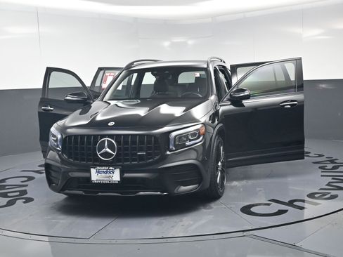 Used 2023 Mercedes-Benz GLB 35 AMG 4MATIC image 23