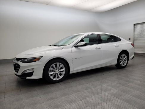 Used 2024 Chevrolet Malibu LT image 2