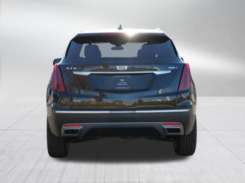 Used 2025 Cadillac XT5 Premium Luxury w/ LPO, Floor Liner Package AWD/4WD image 5