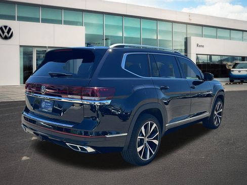 Certified 2025 Volkswagen Atlas SEL Premium R-Line AWD/4WD image 5