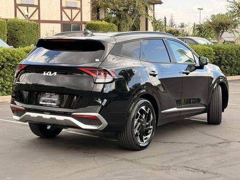 Certified 2023 Kia Sportage SX FWD image 5