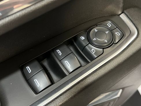 Used 2024 Chevrolet Silverado 2500 LT image 40