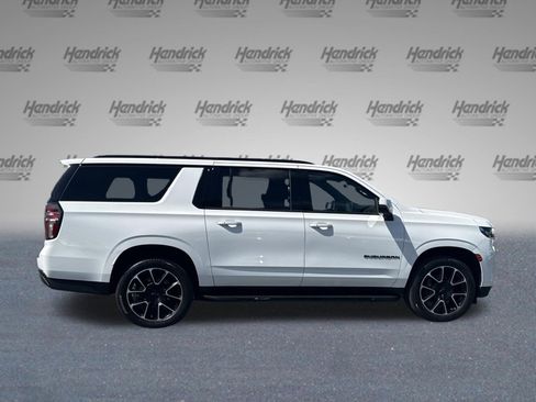 Used 2022 Chevrolet Suburban RST w/ Luxury Package image 11