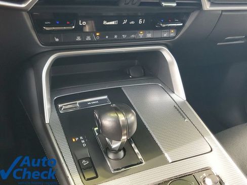 Used 2024 MAZDA CX-90 3.3 Turbo w/ Preferred Plus AWD/4WD image 29