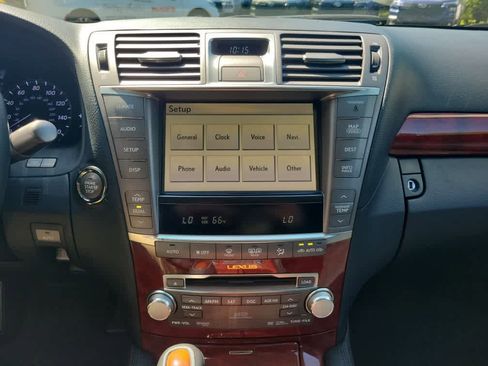 Used 2011 Lexus LS 460 L w/ Luxury Pkg AWD/4WD image 14