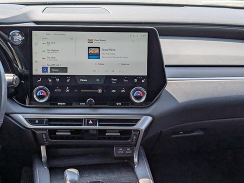 Used 2024 Lexus RX 350 Premium w/ Convenience Package AWD/4WD image 18