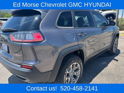 Used 2020 Jeep Cherokee Trailhawk AWD/4WD image 8