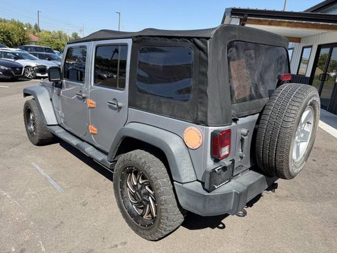 Used 2018 Jeep Wrangler Unlimited Sport S image 11