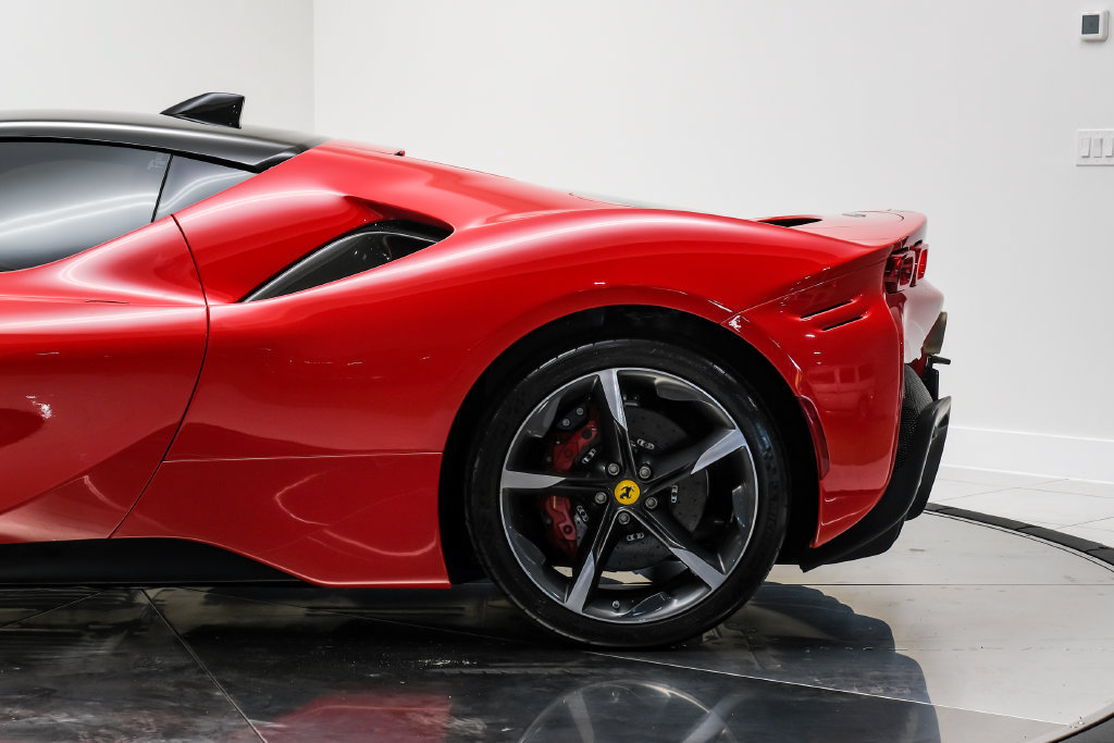 Used 2023 Ferrari SF90 Stradale AWD/4WD image 18