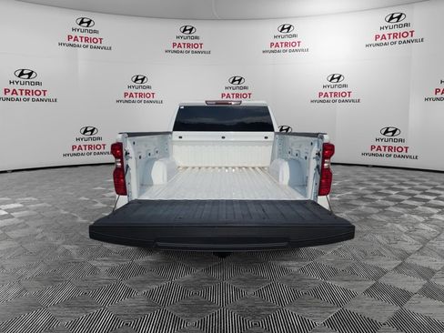 Used 2024 Chevrolet Silverado 1500 LT AWD/4WD image 17