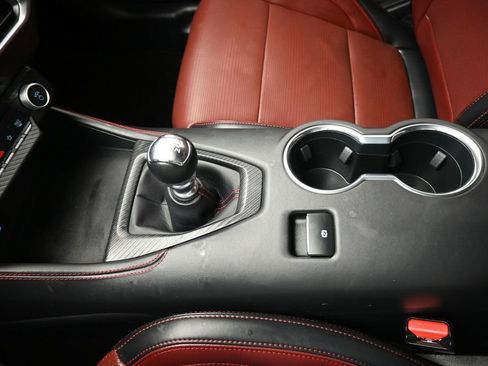 Used 2025 Ford Mustang GT Premium RWD image 24
