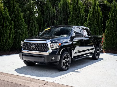 Used 2019 Toyota Tundra SR5 w/ SR5 Upgrade Package AWD/4WD image 5