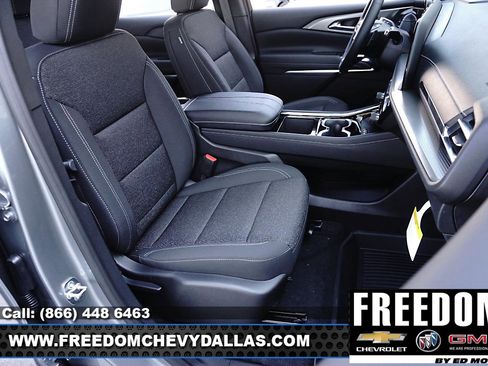 New 2026 Chevrolet Traverse LT w/ Midnight/Sport Edition image 16