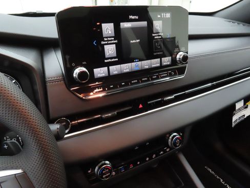 New 2025 Mitsubishi Outlander SEL Black Edition image 16