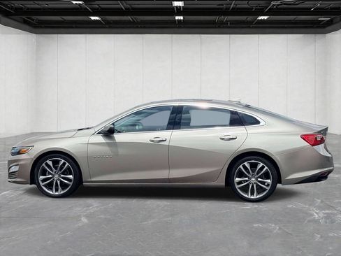 Used 2023 Chevrolet Malibu LT w/ Driver Confidence Package FWD image 8