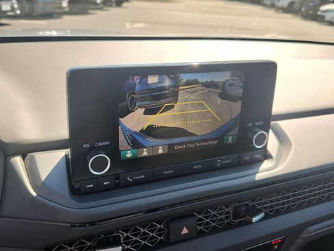 Certified 2023 Honda Accord EX image 17