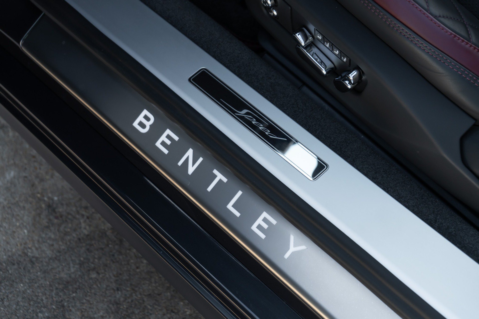 Used 2024 Bentley Continental GT Speed AWD/4WD image 43