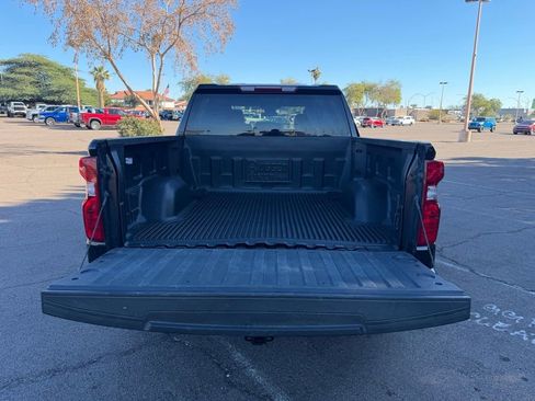 Used 2025 Chevrolet Silverado 1500 LT image 12