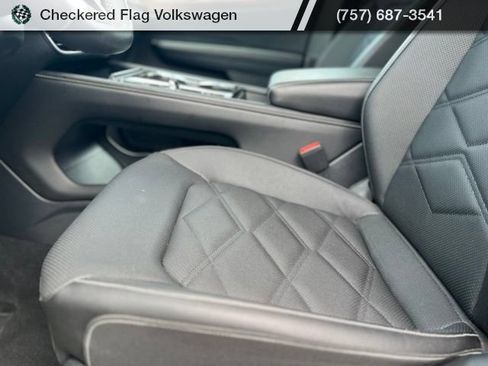 Used 2026 Volkswagen Atlas SE AWD/4WD image 21