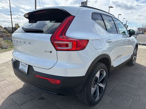New 2026 Volvo XC40 B5 Plus w/ Protection Package Premier AWD/4WD image 7