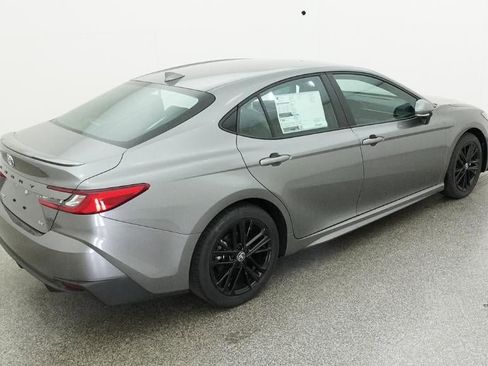 New 2026 Toyota Camry SE FWD image 9