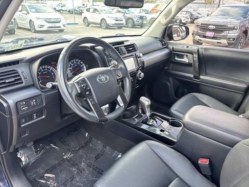 Used 2018 Toyota 4Runner TRD Off-Road Premium image 16