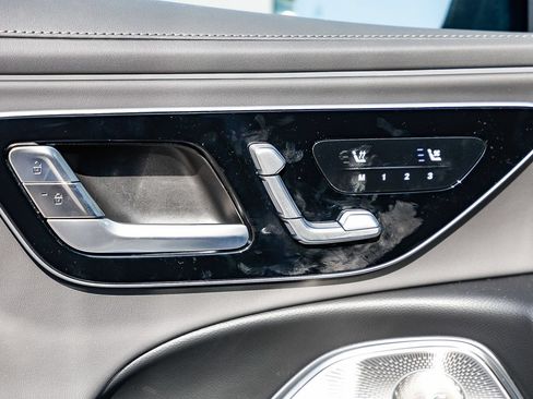 New 2026 Mercedes-Benz E 53 AMG e 4MATIC Sedan image 23