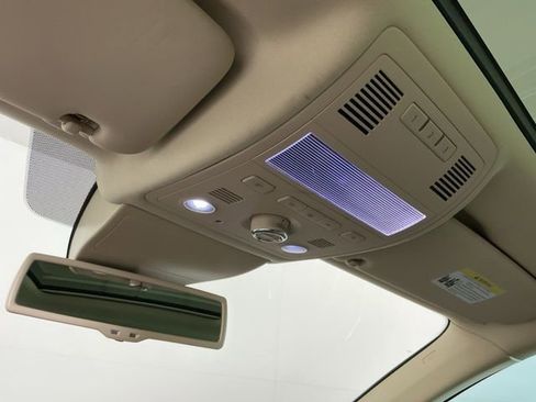 Used 2016 Volkswagen Touareg VR6 AWD/4WD image 22