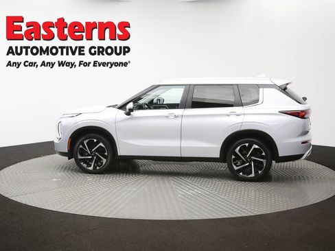 Used 2024 Mitsubishi Outlander SE AWD/4WD image 60