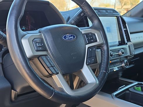 Used 2022 Ford F250 Lariat w/ Lariat Ultimate Package image 14