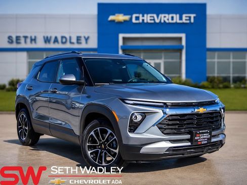 New 2025 Chevrolet TrailBlazer LT w/ Convenience Package FWD image 1