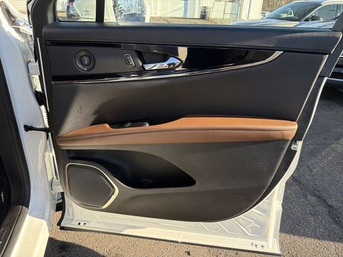 Certified 2023 Lincoln Nautilus Reserve w/ Equipment Group 201A image 14