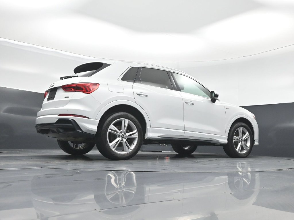 Used 2021 Audi Q3 2.0T Premium w/ Convenience Package AWD/4WD image 46