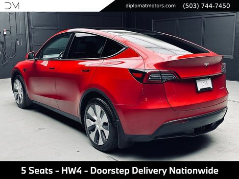 Used 2023 Tesla Model Y Long Range AWD/4WD image 5