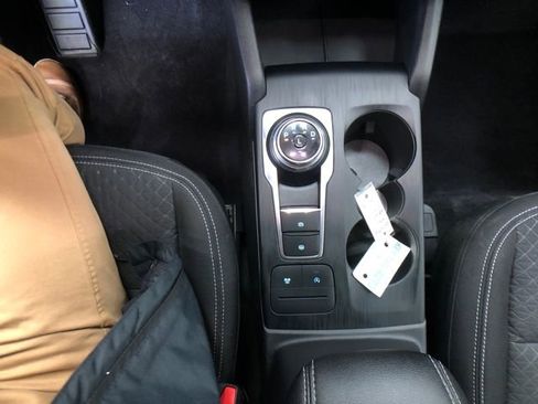 Used 2023 Ford Escape Active image 19