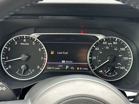 Used 2025 Nissan Pathfinder SV AWD/4WD image 30