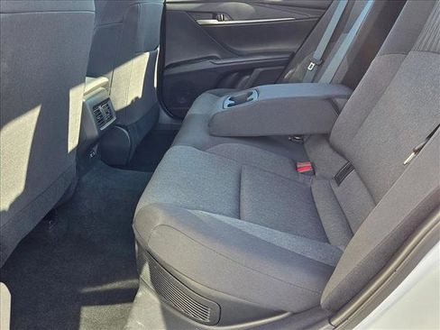 Used 2025 Toyota Camry LE image 18