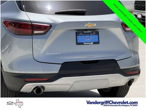 Certified 2024 Chevrolet Blazer LT w/ Convenience Package FWD image 6