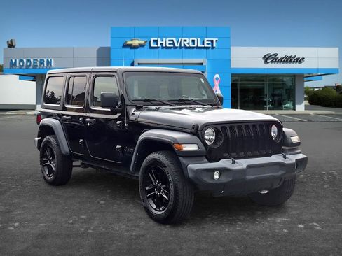 Used 2021 Jeep Wrangler Unlimited Sport AWD/4WD image 7