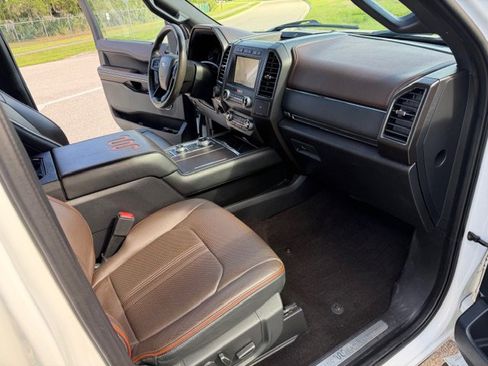 Used 2020 Ford Expedition Max King Ranch image 15