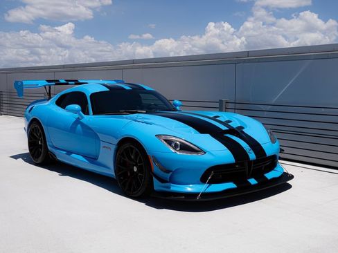 Used 2017 Dodge Viper GTC w/ ACR Package RWD image 2