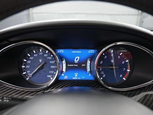Used 2020 Maserati Quattroporte S GranSport Q4 AWD/4WD image 19