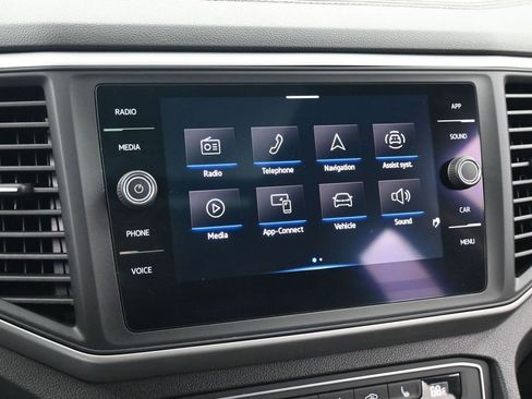 Used 2021 Volkswagen Atlas SE w/ Panoramic Sunroof Package FWD image 19