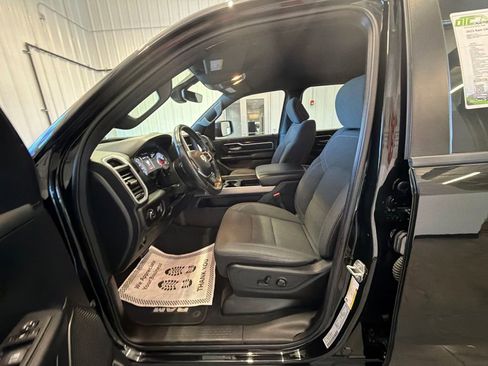 Used 2023 RAM 1500 Big Horn AWD/4WD image 24