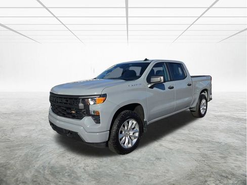 Used 2024 Chevrolet Silverado 1500 Custom image 9