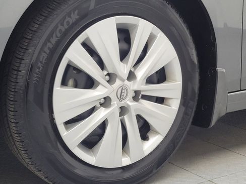 Used 2025 Nissan Sentra S FWD image 31