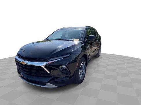 Used 2023 Chevrolet Blazer LT w/ Convenience Package FWD image 6