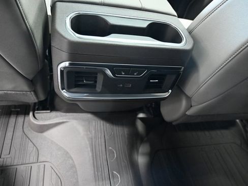 New 2026 GMC Sierra 1500 SLT w/ SLT Premium Package image 31